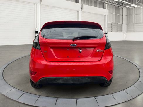 Used 2015 Ford Fiesta SE FWD image 4