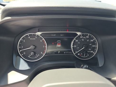 Used 2025 Nissan Rogue SV AWD/4WD image 7