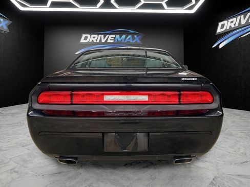 Used 2010 Dodge Challenger R/T w/ Mopar 10 Pkg RWD image 6