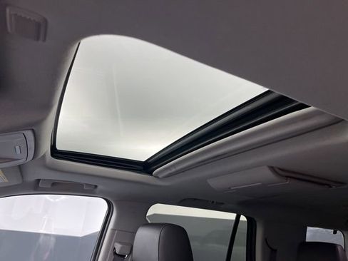 Used 2016 Chevrolet Tahoe LTZ image 10