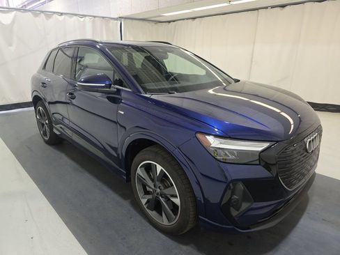 Used 2024 Audi Q4 e-tron Premium Plus AWD/4WD image 3