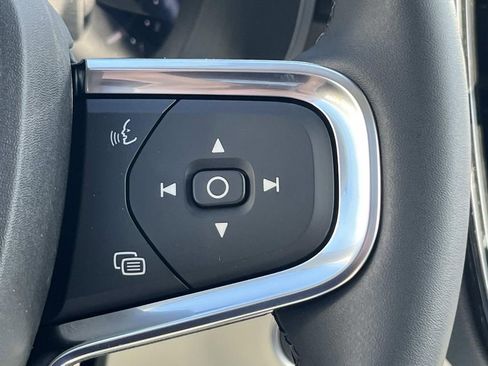 New 2026 Volvo XC40 B5 Plus w/ Protection Package Premier image 24