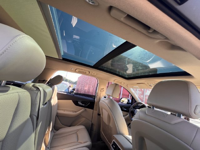 Used 2019 Audi Q7 3.0T Prestige w/ Prestige Package AWD/4WD image 30