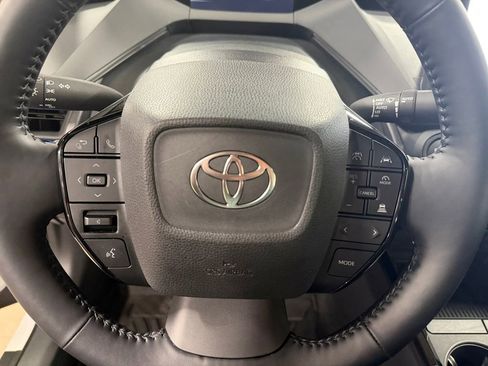 Used 2026 Toyota Prius AWD image 31