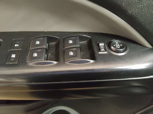 Used 2019 Chevrolet Colorado W/T w/ Custom Special Edition RWD image 27