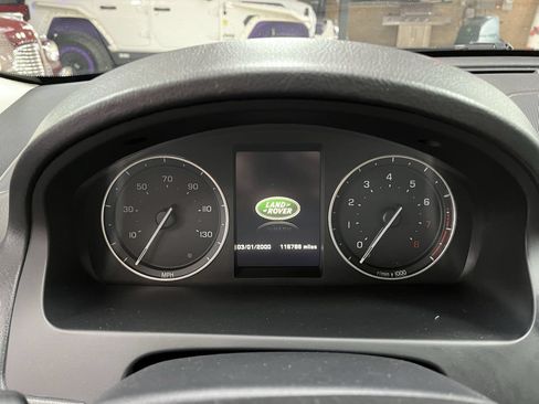 Used 2013 Land Rover LR2 AWD/4WD image 13