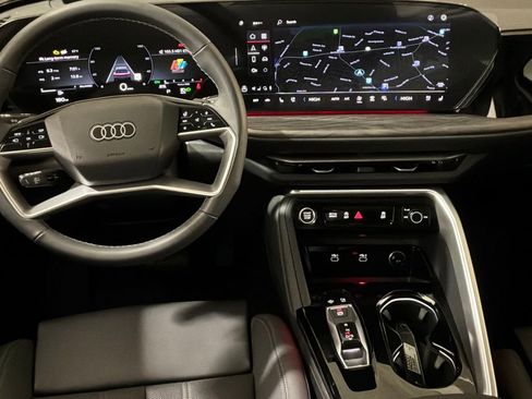New 2025 Audi Q5 2.0T Premium Plus image 18