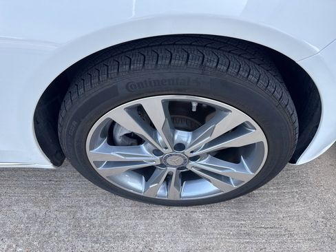 Used 2016 Mercedes-Benz C 300 4MATIC Sedan image 5