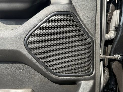 Used 2023 RAM 1500 Limited w/ Trailer Tow Group image 17