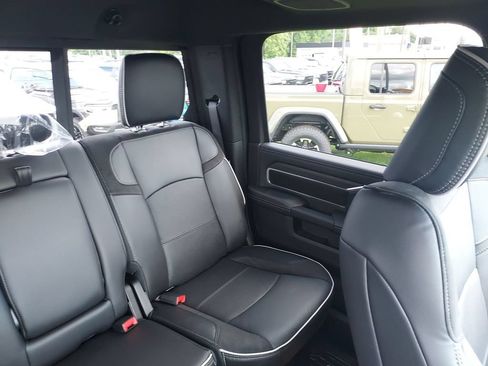 New 2026 RAM 4500 4x4 Crew Cab DRW w/ Laramie Trim Package image 14