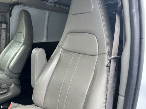 Used 2025 Chevrolet Express 2500 Extended w/ Driver Convenience Package RWD image 11