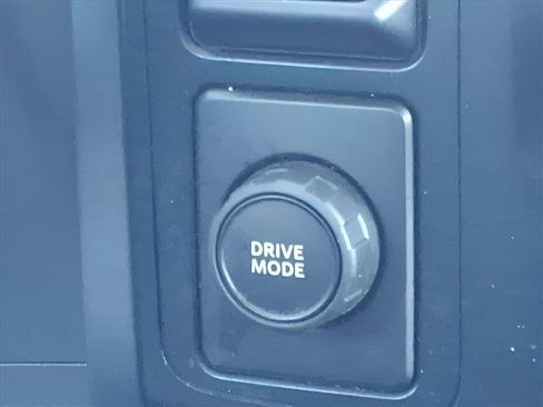 Used 2023 Ford F150 XLT image 21