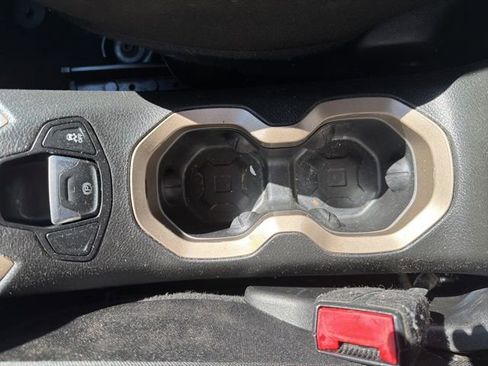 Used 2016 Jeep Renegade Latitude image 27