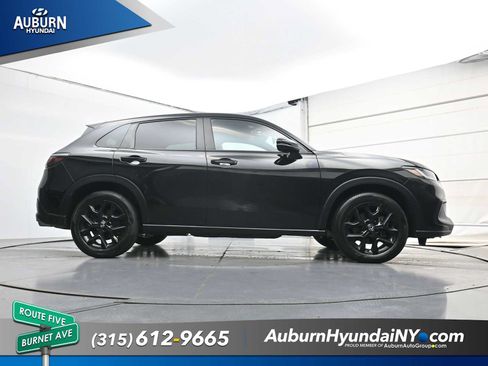 Used 2024 Honda HR-V Sport image 19