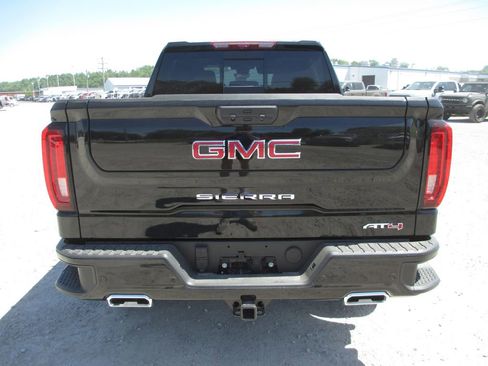 New 2026 GMC Sierra 1500 AT4 w/ AT4 Premium Package AWD/4WD image 6