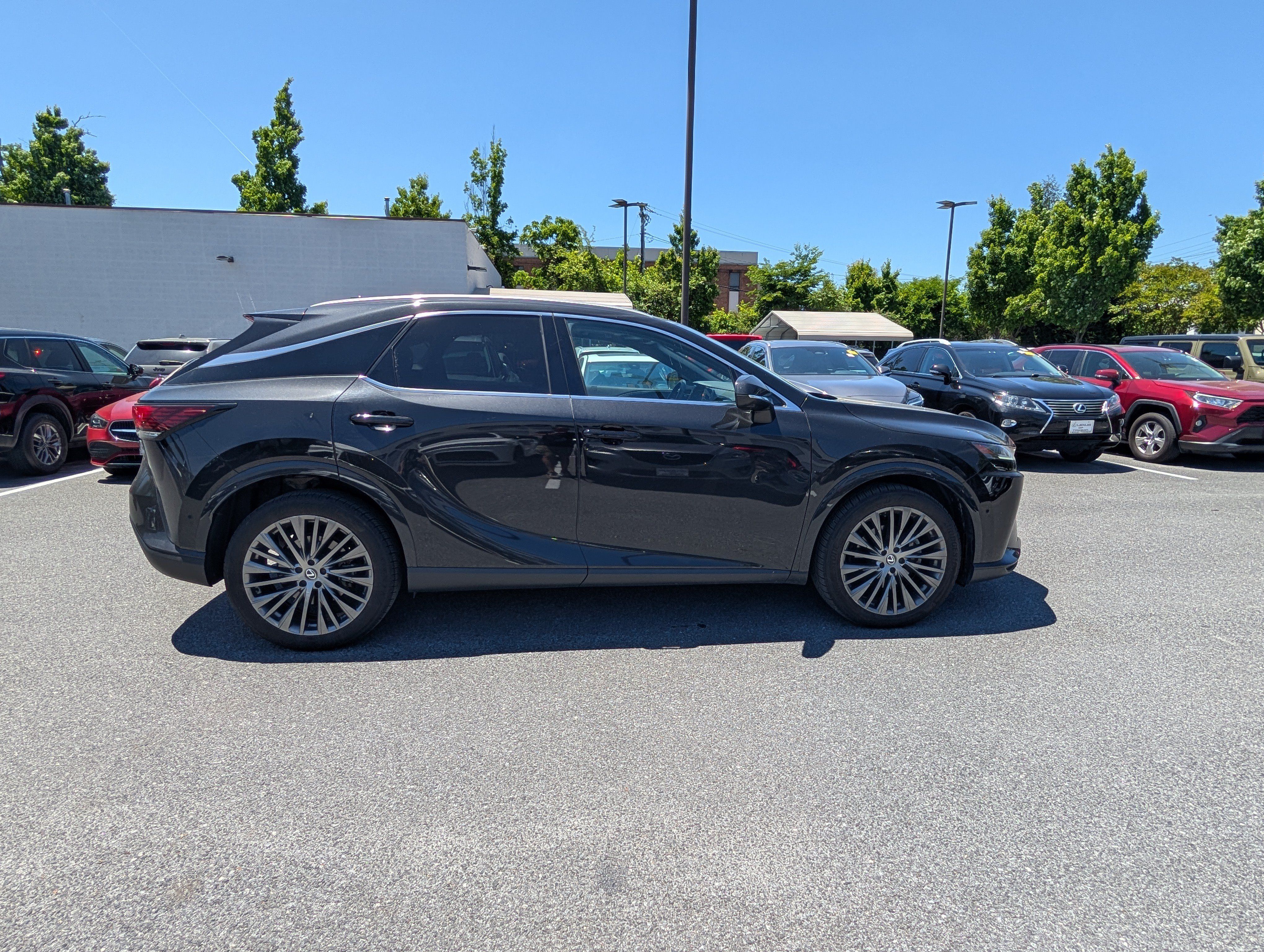 Used 2024 Lexus RX 350 AWD w/ Convenience Package image 2
