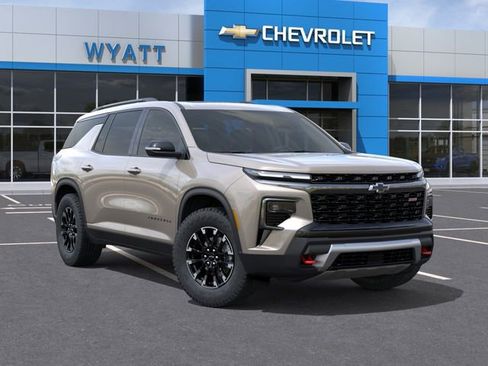 New 2026 Chevrolet Traverse Z71 w/ Driver Confidence Package AWD/4WD image 8