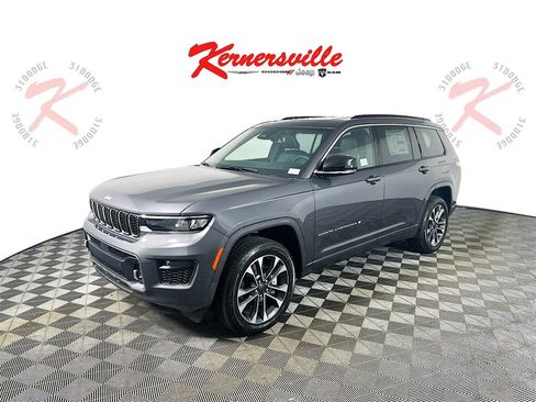 New 2025 Jeep Grand Cherokee L Overland w/ Luxury Tech Group IV image 3