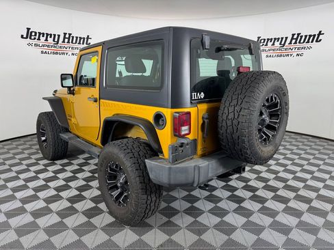 Used 2014 Jeep Wrangler Sport w/ Quick Order Package 24S AWD/4WD image 9