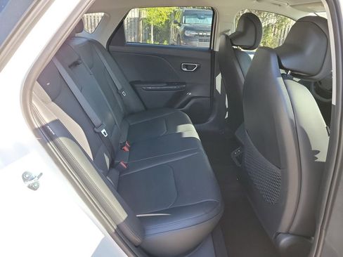 New 2026 Kia K4 EX image 12