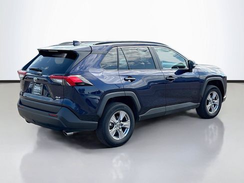 Used 2025 Toyota RAV4 XLE AWD/4WD image 13