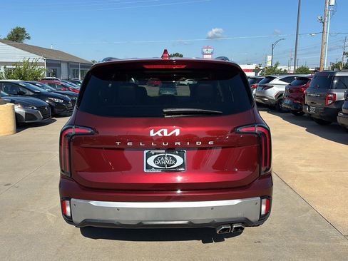Used 2023 Kia Telluride EX FWD image 5