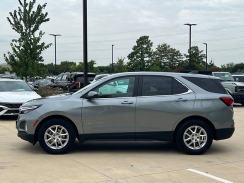 Used 2023 Chevrolet Equinox LT FWD image 6