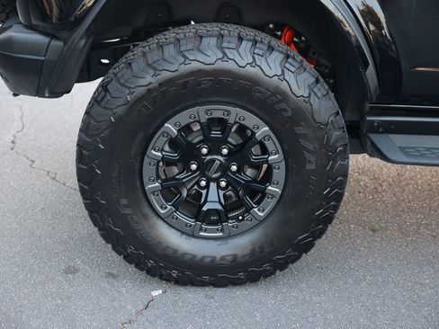 Used 2024 Ford Bronco Raptor w/ Interior Carbon Fiber Pack 6 image 9