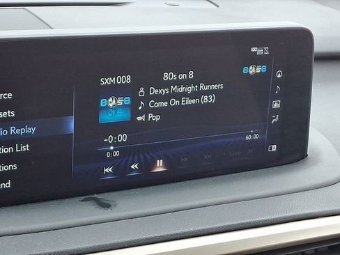 Used 2022 Lexus RX 350L Premium w/ Premium Package image 23