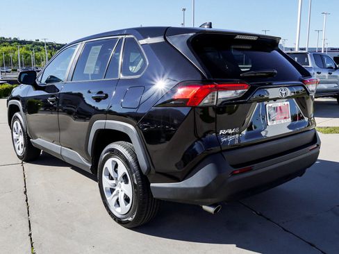Certified 2024 Toyota RAV4 LE AWD/4WD image 6