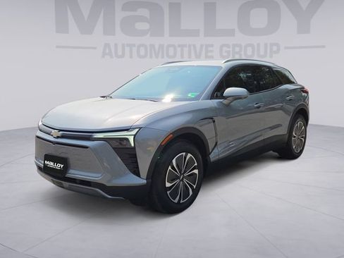 Used 2026 Chevrolet Blazer EV LT FWD image 1