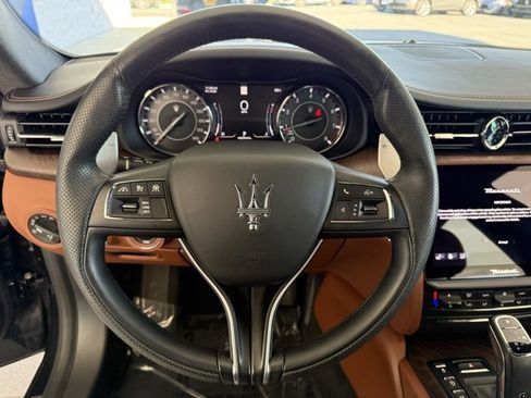 Certified 2022 Maserati Quattroporte Modena image 18