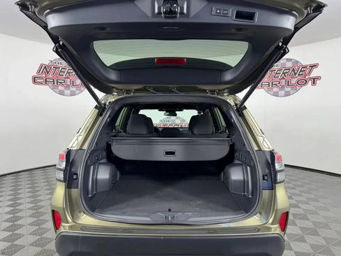 Used 2026 Subaru Forester Premium AWD/4WD image 30