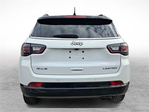 Used 2022 Jeep Compass Limited w/ Elite Group image 5