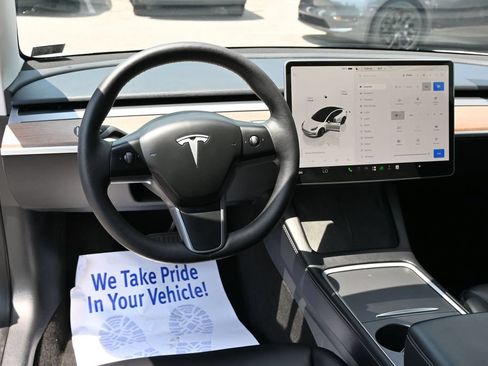 Used 2023 Tesla Model 3 Standard Range RWD image 35
