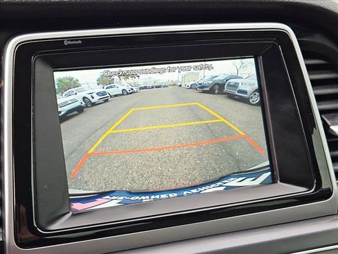 Used 2019 Hyundai Sonata SE image 12