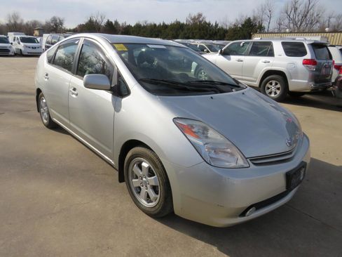 Used 2005 Toyota Prius FWD image 3