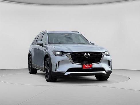 Certified 2024 MAZDA CX-90 Plug-In Hybrid w/ Premium Plus AWD/4WD image 4