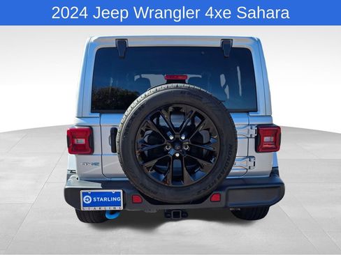Used 2024 Jeep Wrangler Unlimited Sahara image 8