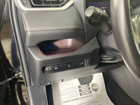Used 2019 Toyota RAV4 Limited w/ Advanced Technology Package AWD/4WD image 11