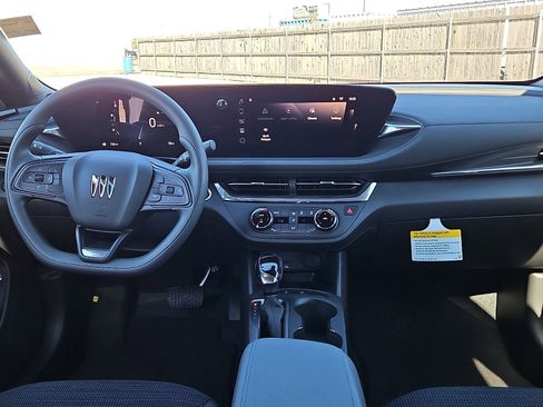 New 2026 Buick Envista Preferred image 10