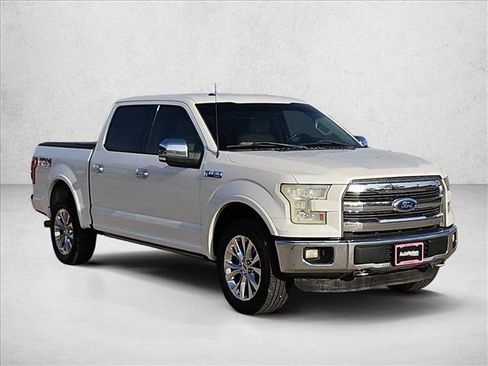 Used 2015 Ford F150 Lariat w/ Equipment Group 502A Luxury AWD/4WD image 9