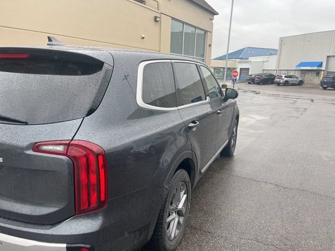 Used 2024 Kia Telluride LX FWD image 8