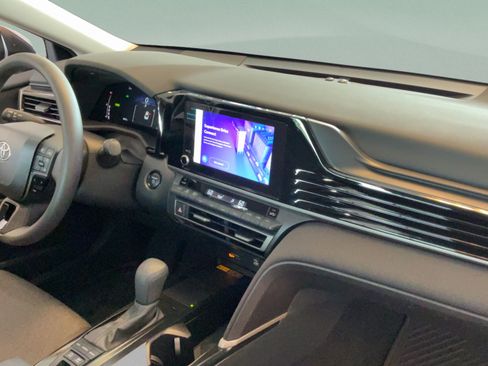 Certified 2025 Toyota Camry LE w/ Convenience Package FWD image 35