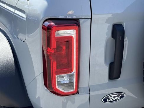 New 2026 Ford Bronco Heritage Edition AWD/4WD image 11