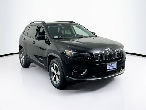Used 2022 Jeep Cherokee Limited AWD/4WD image 3