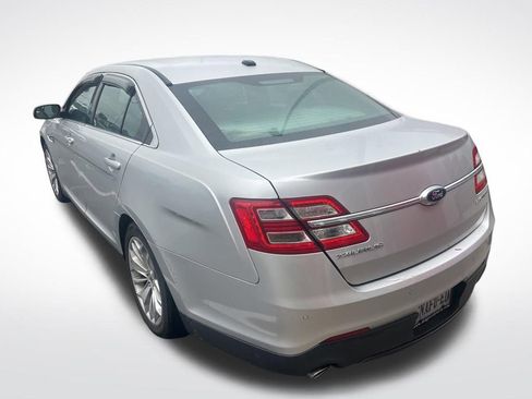Used 2016 Ford Taurus Limited FWD image 4