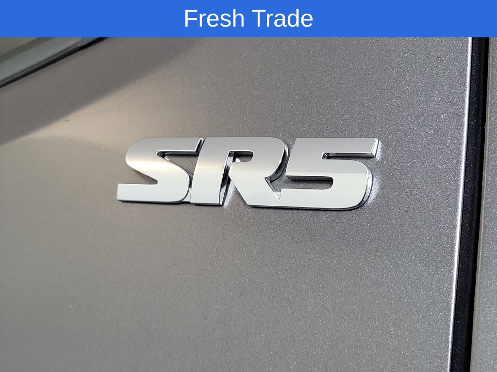 Used 2022 Toyota Tacoma SR5 w/ SR5 Appearance Package (SM) RWD image 7