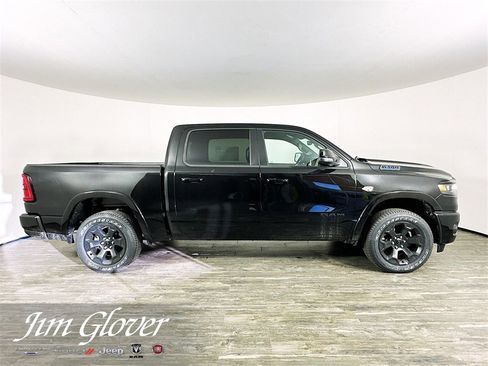 New 2026 RAM 1500 4x4 Crew Cab image 9