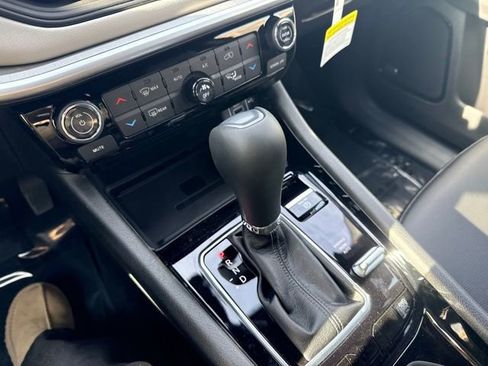 New 2026 Jeep Compass Limited image 29